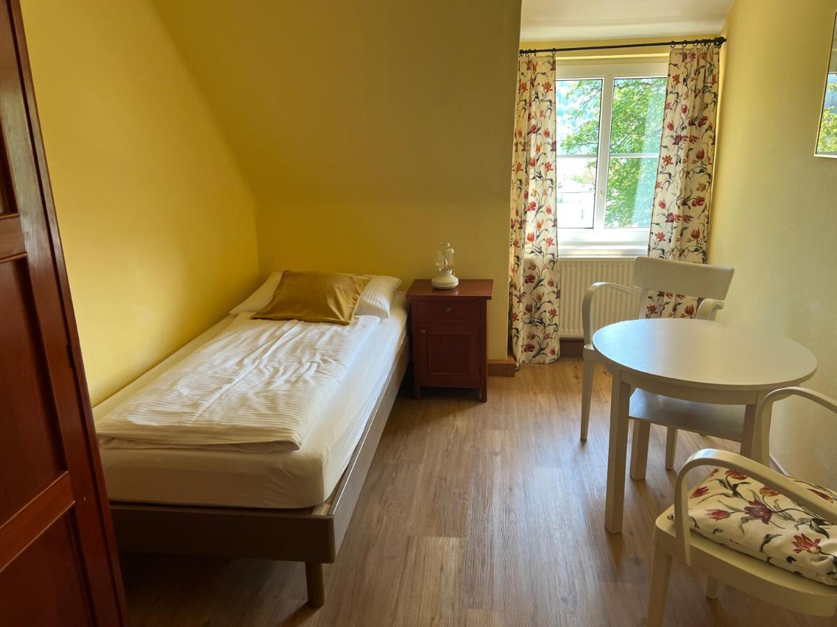 Pörtschach am Wörthersee 斯特鲁斯尼霍夫兰德豪斯旅馆酒店 外观 照片