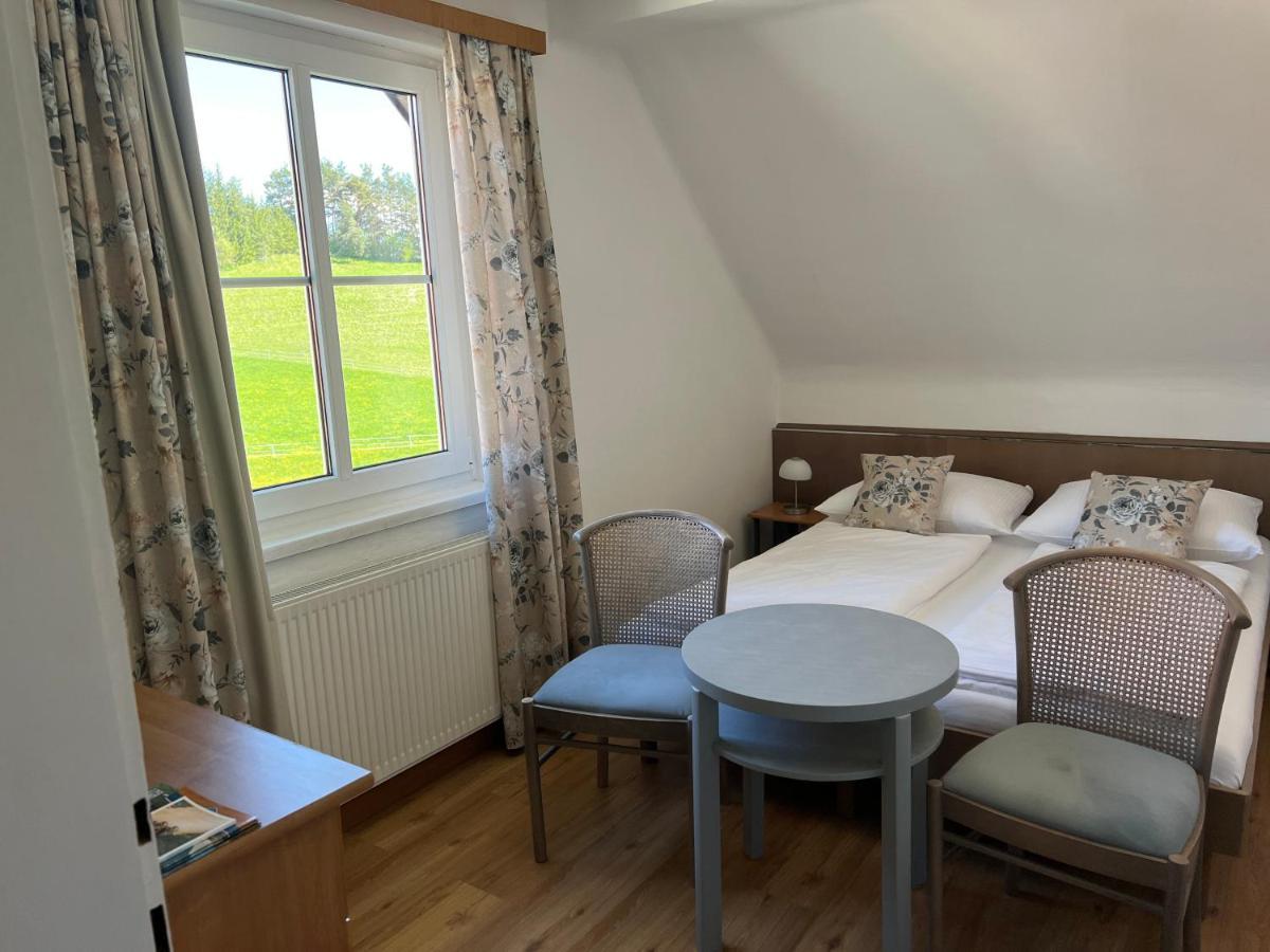 Pörtschach am Wörthersee 斯特鲁斯尼霍夫兰德豪斯旅馆酒店 外观 照片
