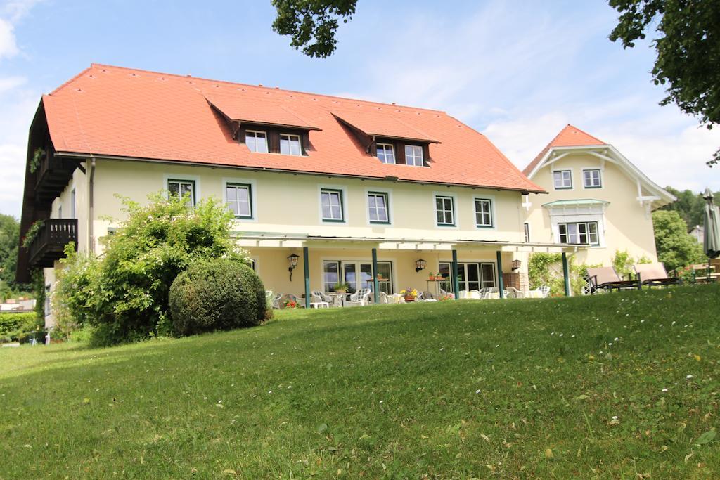 Pörtschach am Wörthersee 斯特鲁斯尼霍夫兰德豪斯旅馆酒店 外观 照片