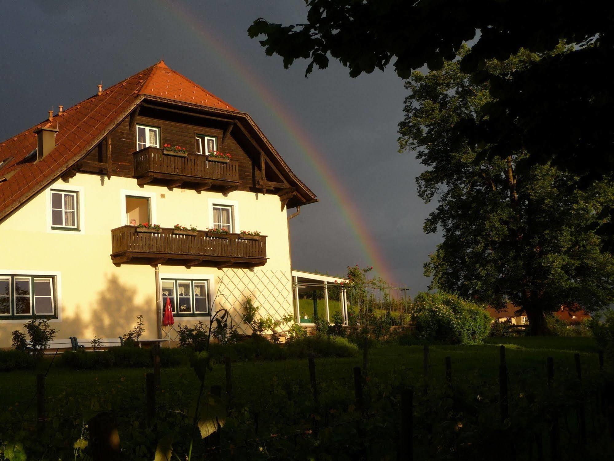 Pörtschach am Wörthersee 斯特鲁斯尼霍夫兰德豪斯旅馆酒店 外观 照片