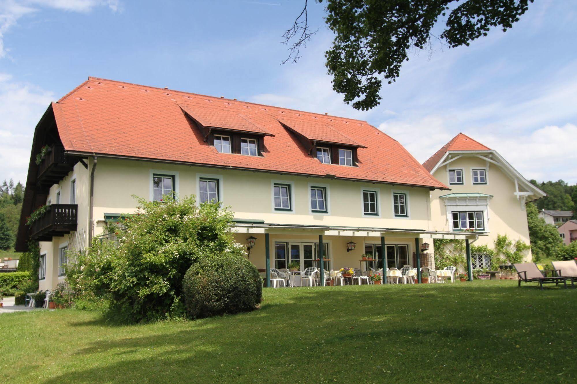 Pörtschach am Wörthersee 斯特鲁斯尼霍夫兰德豪斯旅馆酒店 外观 照片